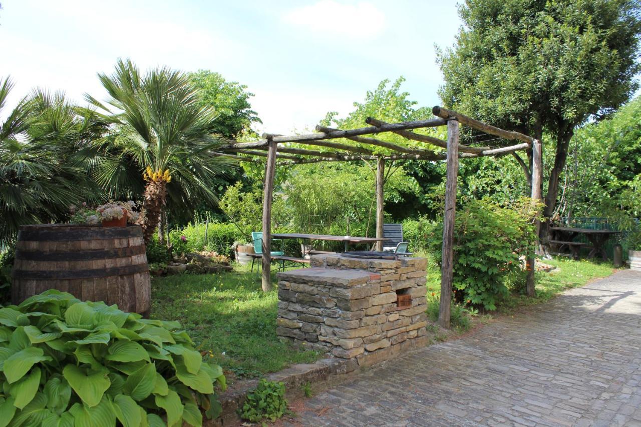 Agriturismo La Rovere Cossano Belbo Εξωτερικό φωτογραφία