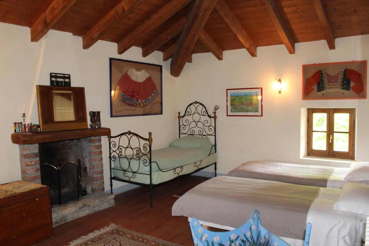 Agriturismo La Rovere Cossano Belbo Εξωτερικό φωτογραφία