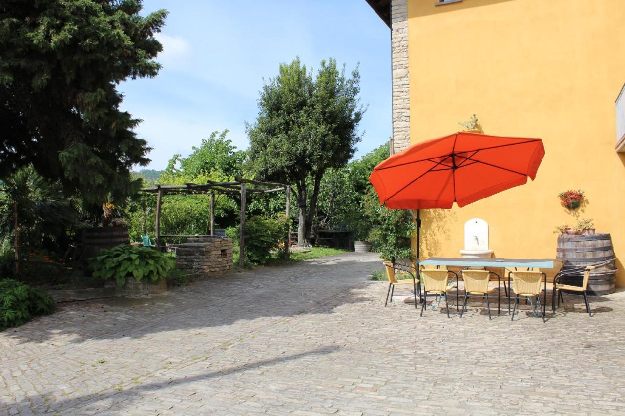 Agriturismo La Rovere Cossano Belbo Εξωτερικό φωτογραφία